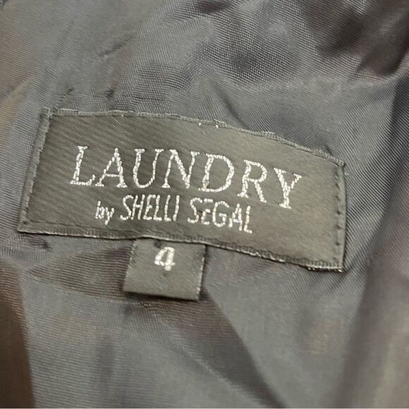 Laundry
by Shelli Segal Vintage Black Mini Shift Dress - Picture 4 of 5